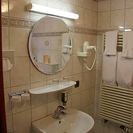 Tannhof Hotel 3*